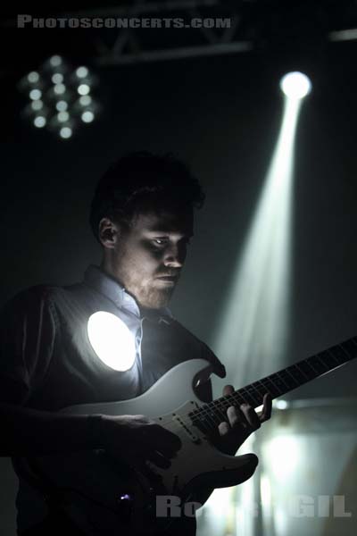 METRONOMY - 2011-09-11 - PARIS - Parc de Bagatelle - 